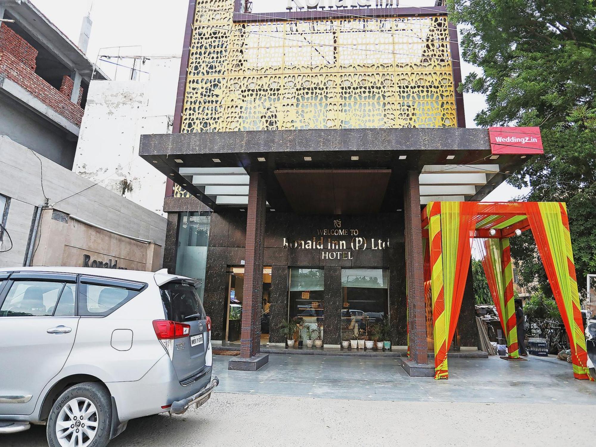 Fabhotel Ronald Inn Faridabad Exterior photo