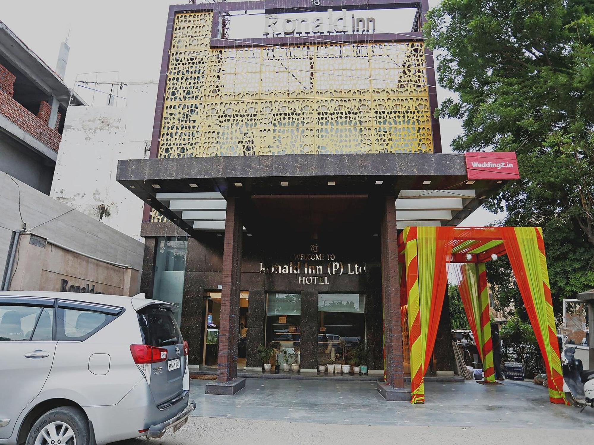 Fabhotel Ronald Inn Faridabad Exterior photo