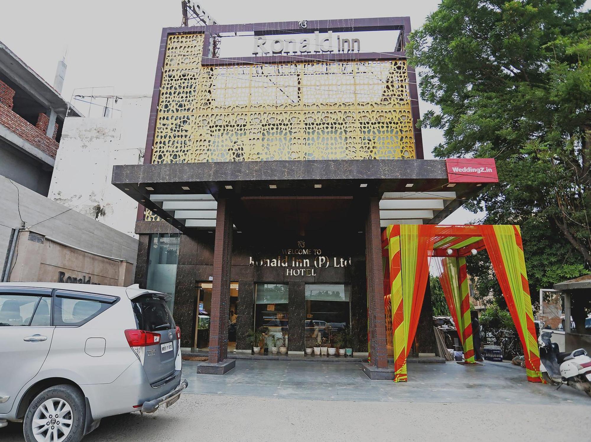 Fabhotel Ronald Inn Faridabad Exterior photo