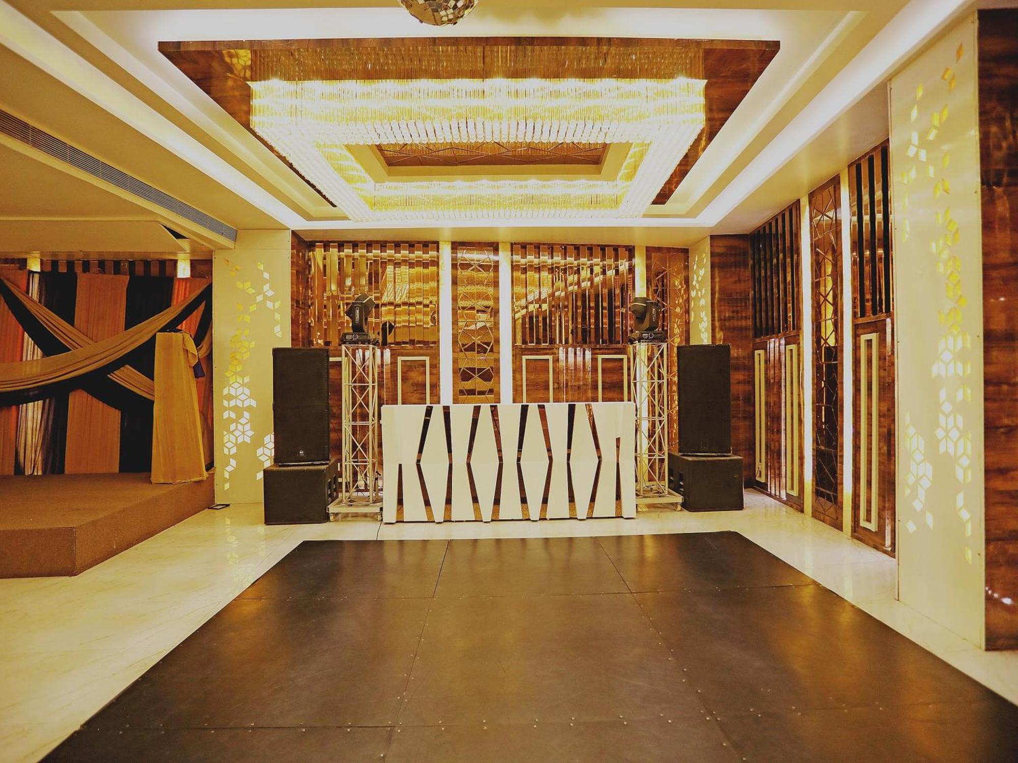 Fabhotel Ronald Inn Faridabad Exterior photo