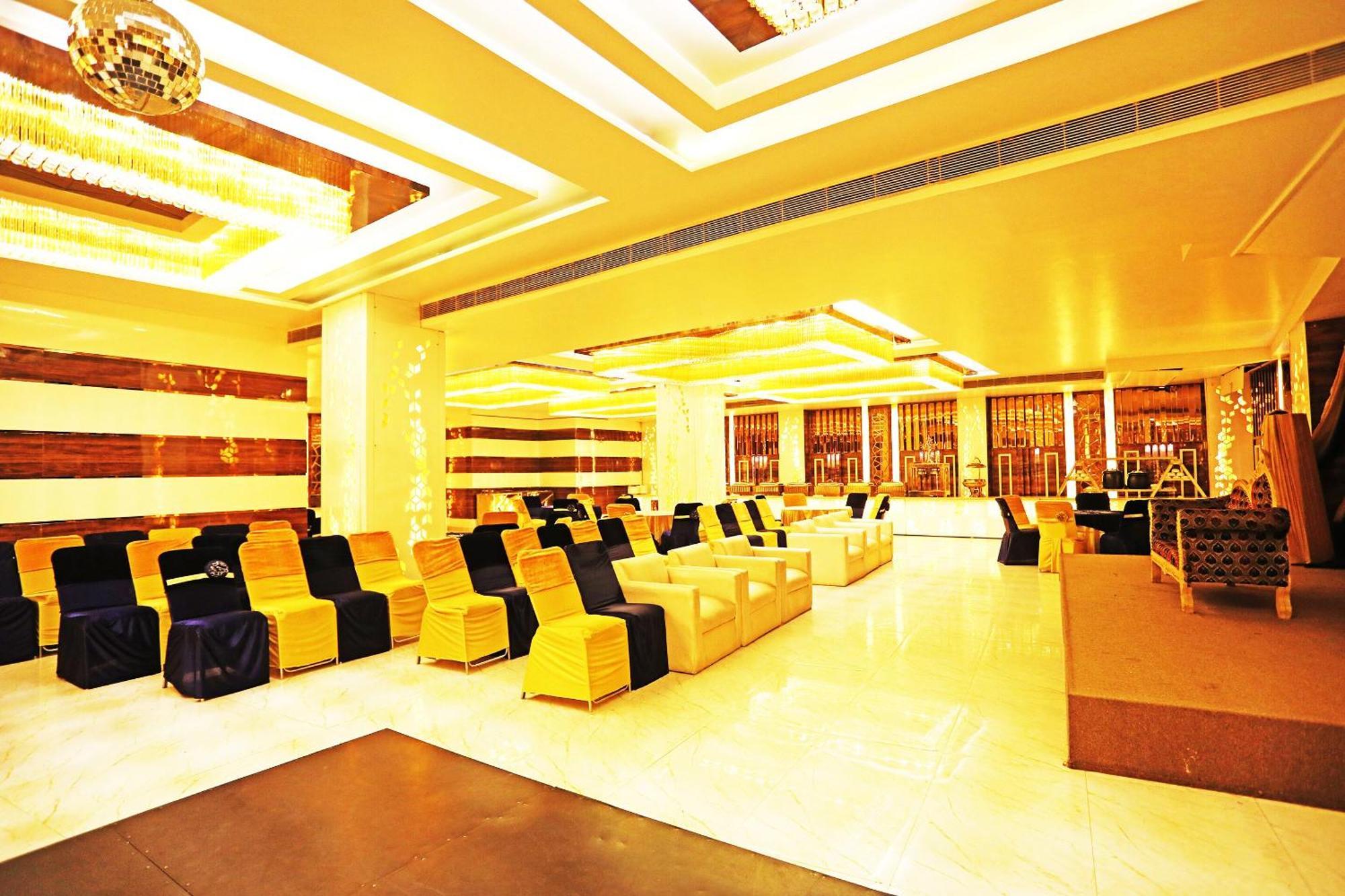 Fabhotel Ronald Inn Faridabad Exterior photo
